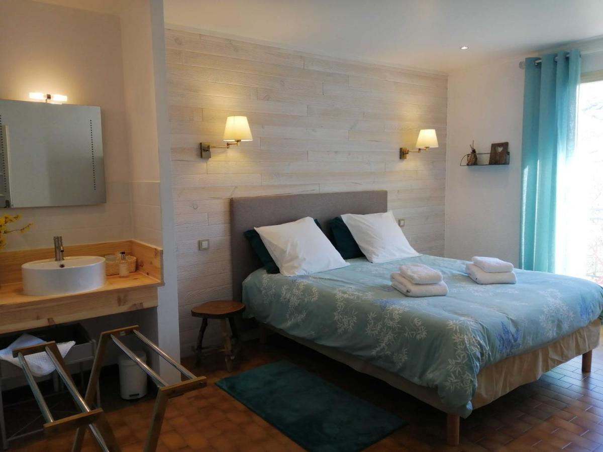 Feneyrols Alabrena B&B 외부 사진